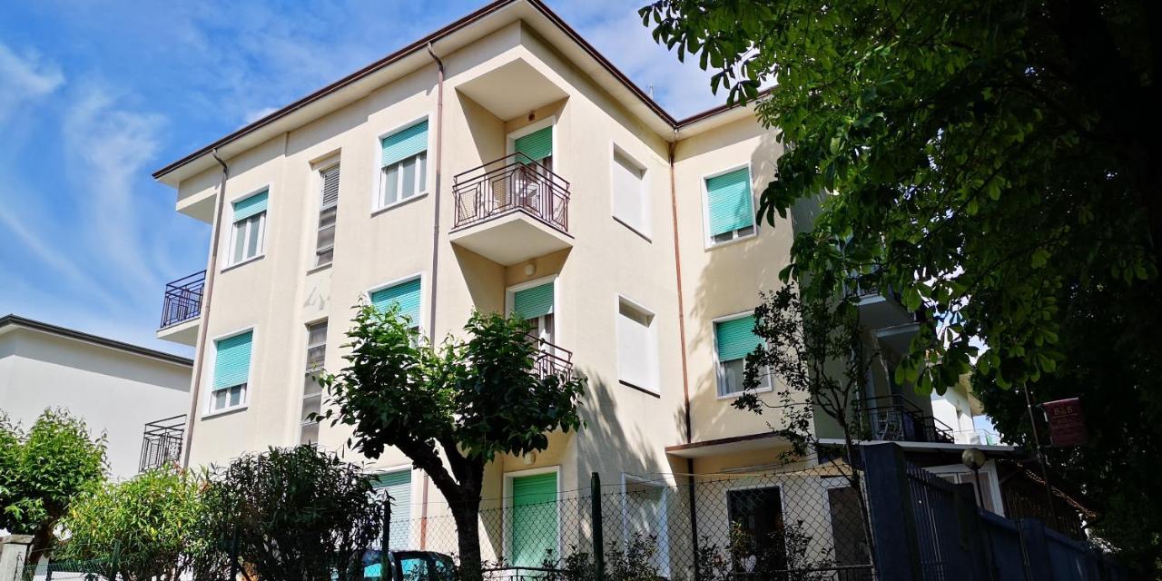 Villa Antonietta Rooms & Coffee チェゼナーティコ エクステリア 写真