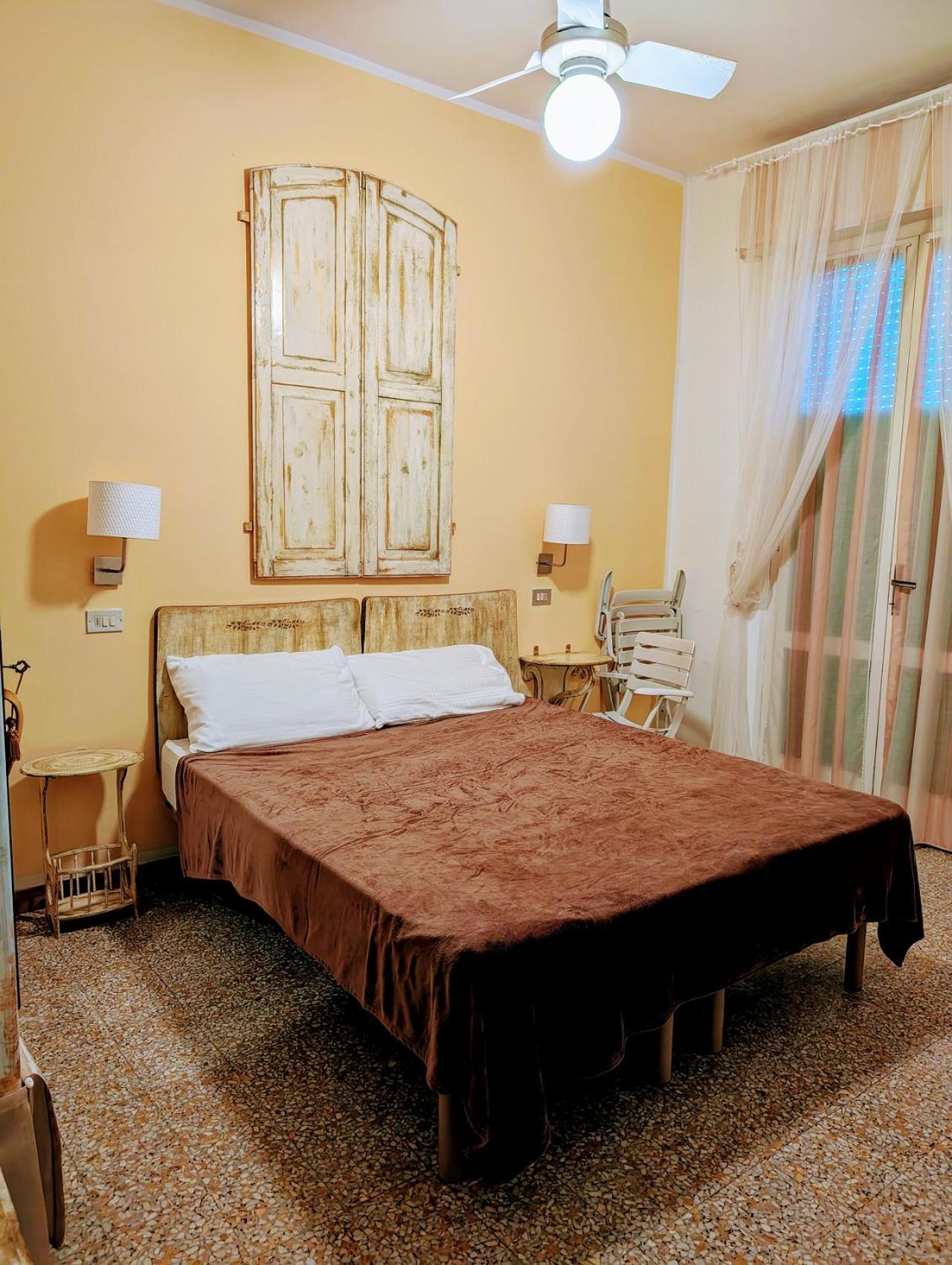 Villa Antonietta Rooms & Coffee チェゼナーティコ エクステリア 写真