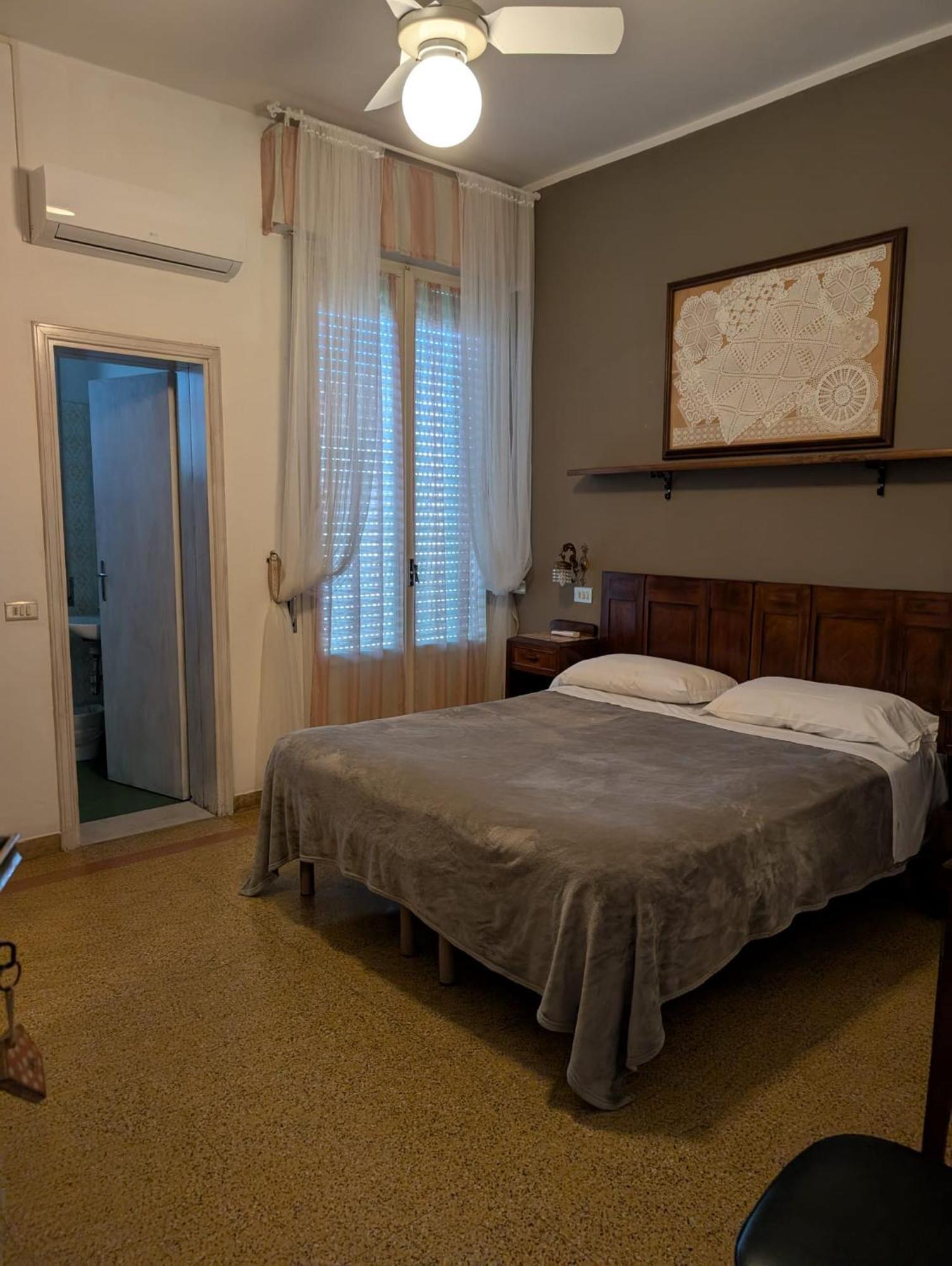 Villa Antonietta Rooms & Coffee チェゼナーティコ 部屋 写真